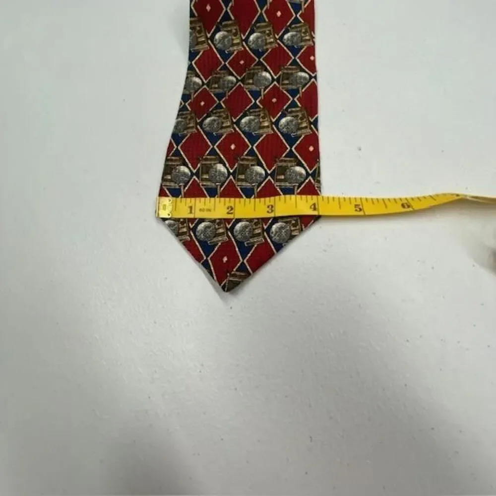 Evan Picone great tie